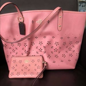 *COACH CITY TOTE*